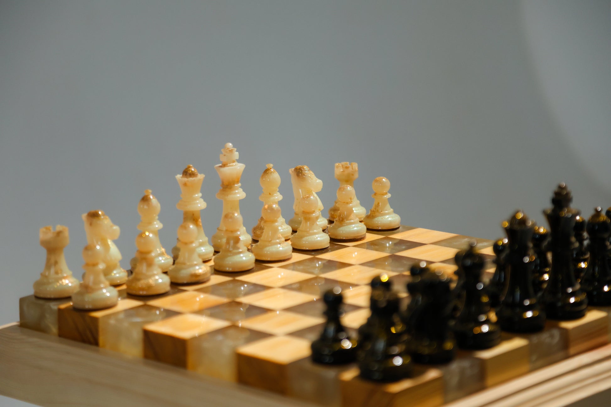Granadas Amethyst Glow Chess Set – close-up of a single chess piece