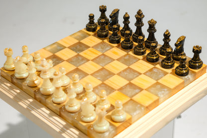 Granadas Amethyst Glow Chess Set – side angle showing the board and frame