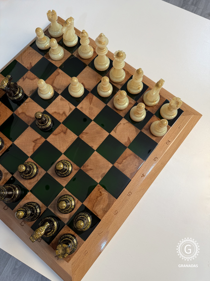 Emerald Elegance chess set Granadas.store