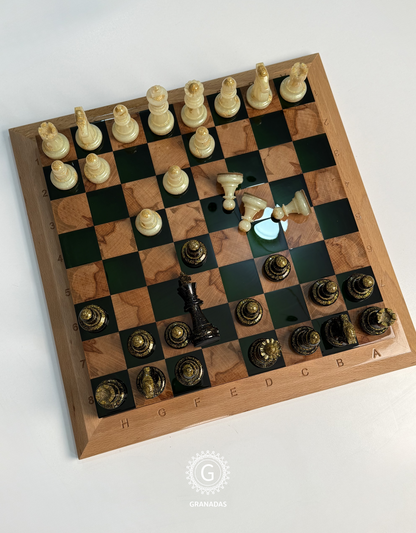 Emerald Elegance chess set Granadas.store