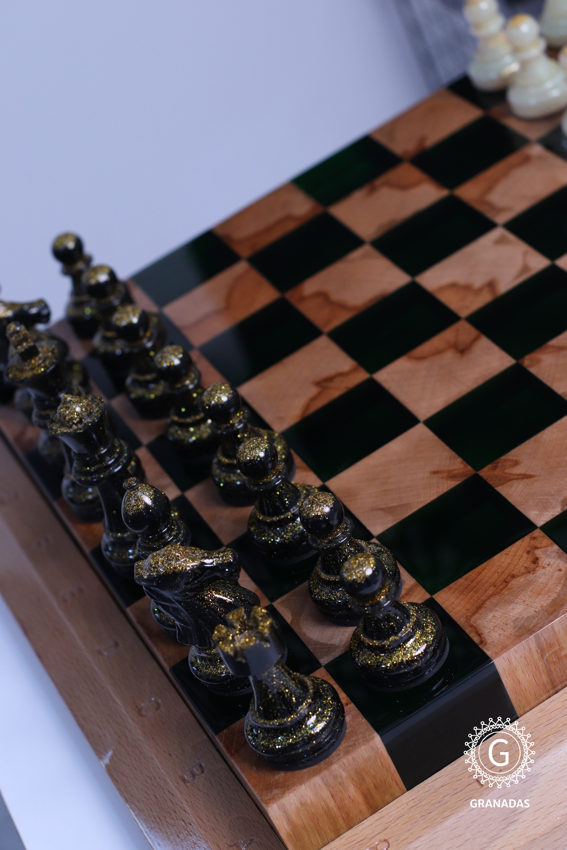 Emerald Elegance chess set Granadas.store