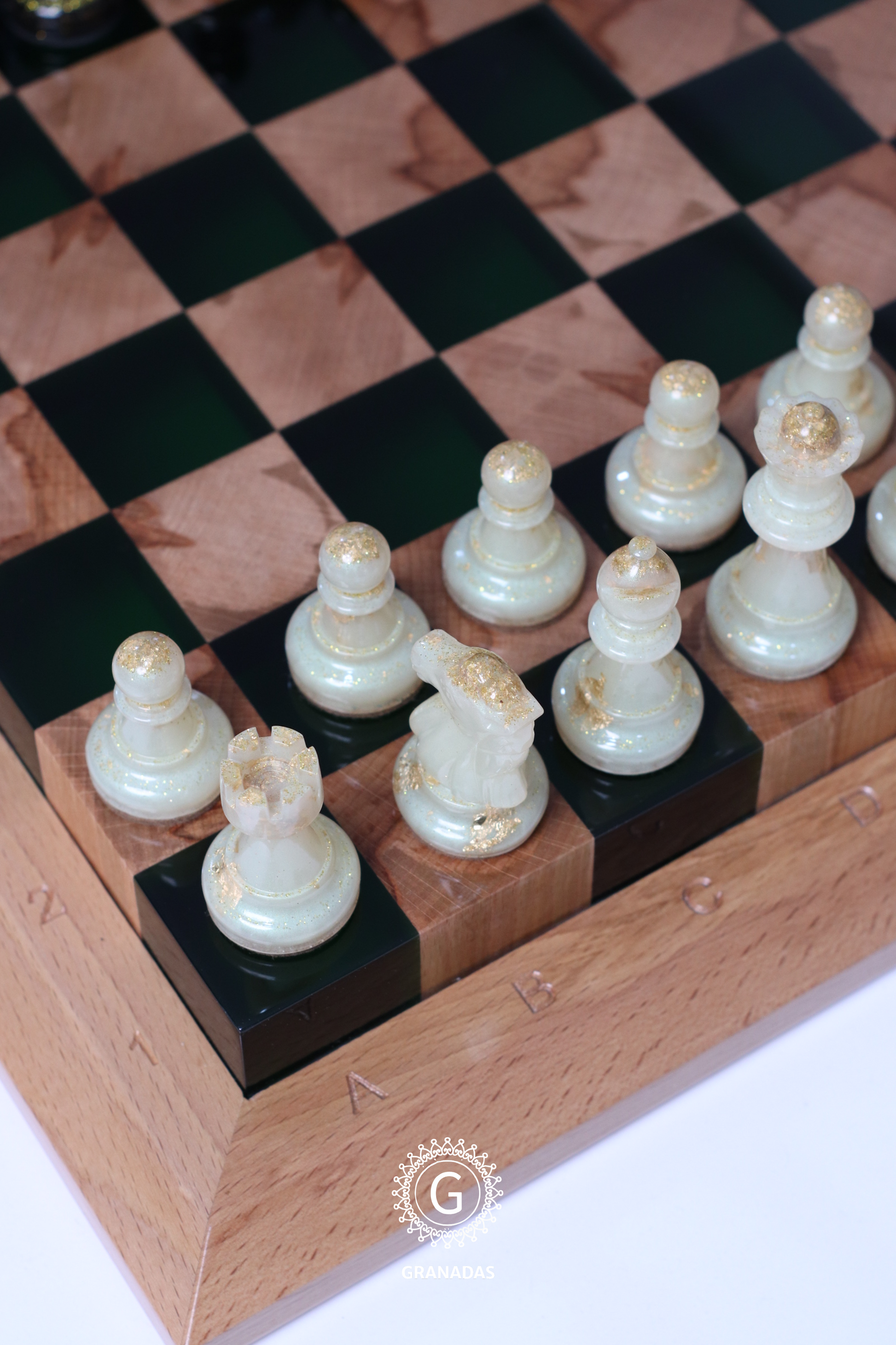Emerald Elegance chess set Granadas.store