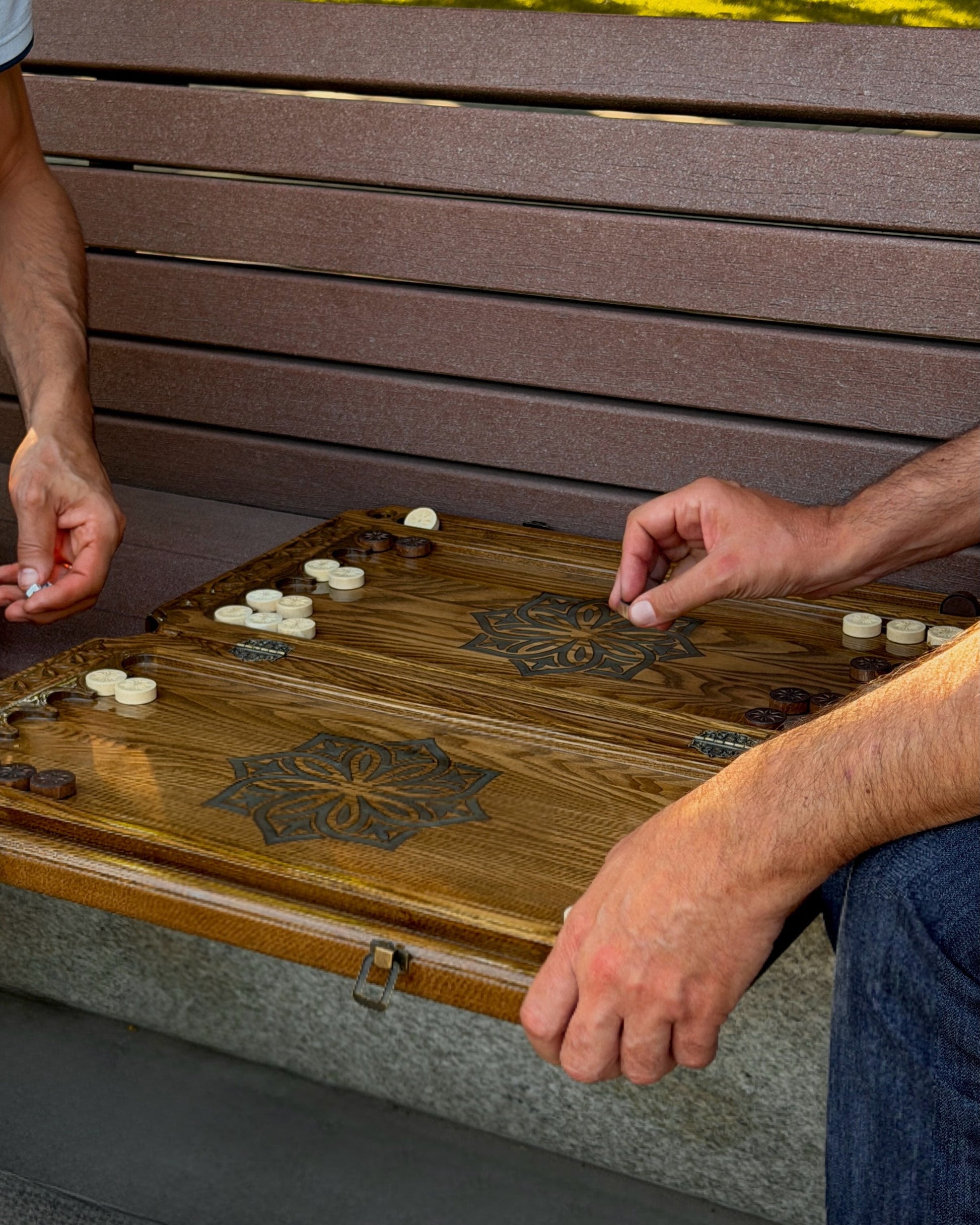 Ararat Heritage – Handcrafted Carved Wood & Epoxy Backgammon Set Granadas.store